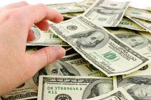 Investors sticking with ETFs in stock picker's market